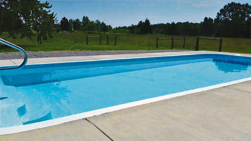 Sun Pools Lakeside pool