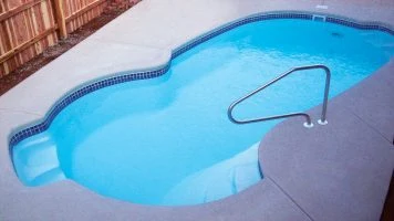 Sun Pools Nassau pool
